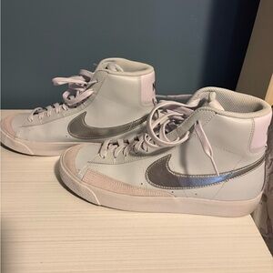 Girls Nike Mid Blazers